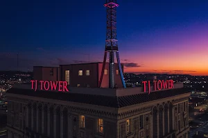 Thomas Jefferson Tower image