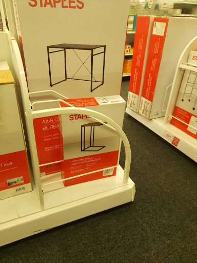 Office Supply Store «Staples», reviews and photos, 43313 Woodward Ave, Bloomfield Hills, MI 48302, USA