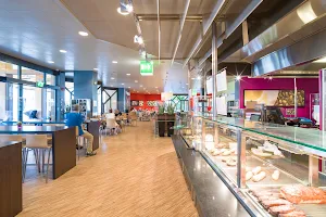 Migros-Restaurant - Dietikon - Löwenzentrum image