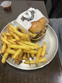 Plats et boissons du Restaurant de hamburgers Iron Smash Burger à Paris - n°1
