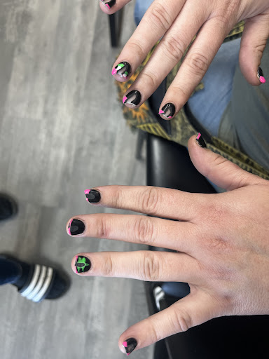 Nail Salon «Le Nails Salon», reviews and photos, 1643 Bruce Smith Pkwy, West Plains, MO 65775, USA