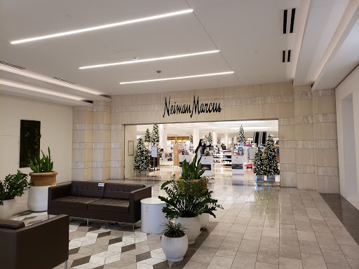 Shopping Mall «Scottsdale Fashion Square», reviews and photos, 7014 E Camelback Rd, Scottsdale, AZ 85251, USA