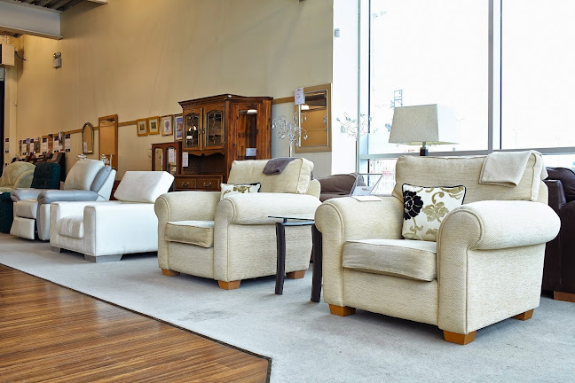 Reviews of Instant Neighbour - Home Comforts in Aberdeen - Furniture store