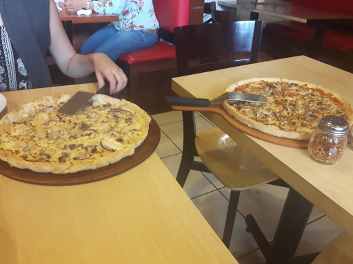 Pizza Hut B° Amón