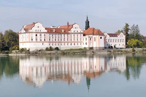 Schloss Neuhaus image