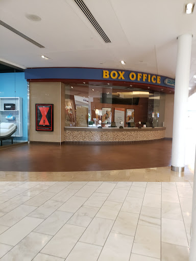 Movie Theater «Regal Cinemas Broward Stadium 12 & RPX», reviews and photos, 8000 W Broward Blvd, Plantation, FL 33388, USA