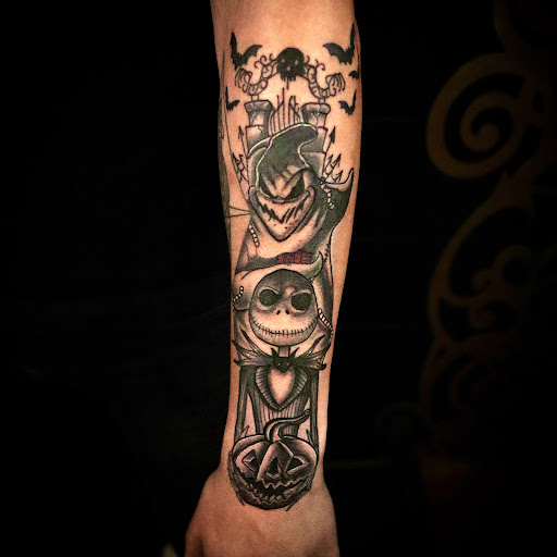 Explore sweet pea tattoo ideas, creative tattoo ideas in Longwood, available at Trinity Tattoo Co Inc