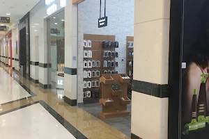 H&S Showroom 89 Mall image