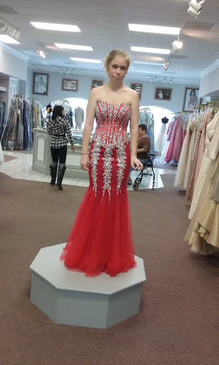 Bridal Shop «Golden Needle Bridal», reviews and photos, 426 SW Commerce Dr #110, Lake City, FL 32025, USA