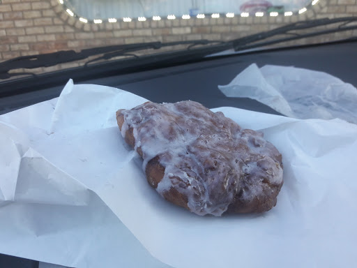 Donut Shop «Apple Fritter Donut Shop», reviews and photos, 741 E 9 Mile Rd, Ferndale, MI 48220, USA