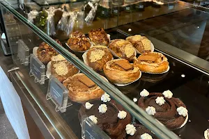 Igor's Pastry | Bakery, Pastry & Oleh-Oleh Surabaya - Biliton image