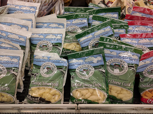 Grocery Store «Rays Food Place», reviews and photos, 1139 S Cloverdale Blvd, Cloverdale, CA 95425, USA