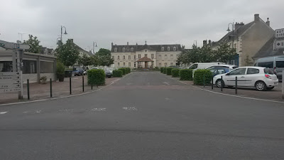 Parking de l'Hôtel de Ville à Bracieux