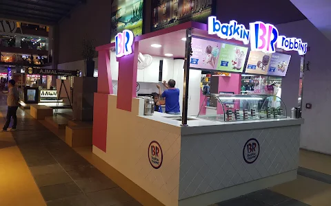 Baskin Robbins image