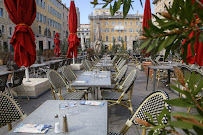 Atmosphère du Restaurant méditerranéen LCB LE COURS - Brasserie Restaurant Marseille Vieux Port - n°2
