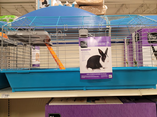 Pet Supply Store «PetSmart», reviews and photos, 777 S Willow St, Manchester, NH 03103, USA
