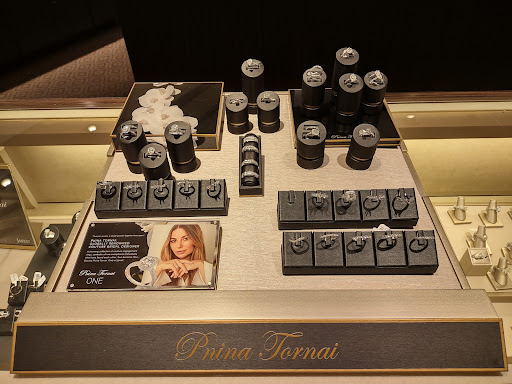 Jewelry Store «Jared The Galleria of Jewelry», reviews and photos, 1720 Mall of Georgia Blvd, Buford, GA 30519, USA