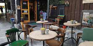 Cafe Borges