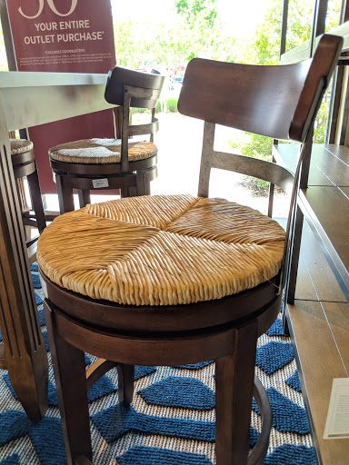 Shopping Mall «Holcomb 400 Shopping Center», reviews and photos, 1475 Holcomb Bridge Rd, Roswell, GA 30076, USA