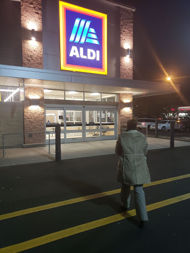 Supermarket «ALDI», reviews and photos, 35770 US-27, Haines City, FL 33844, USA