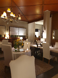Atmosphère du Restaurant français Restaurant La Chaumière à Wœrth - n°1
