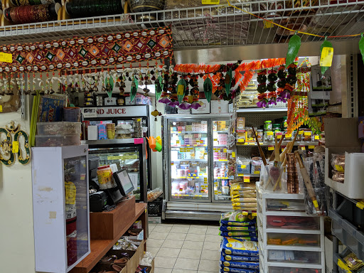 Grocery Store «Shital Grocery & Video», reviews and photos, 759 W Dundee Rd, Wheeling, IL 60090, USA