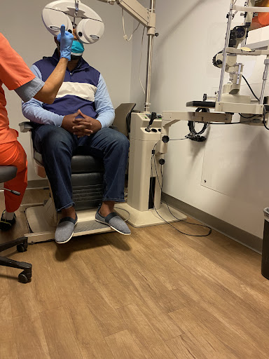 Eye Care Center «LensCrafters», reviews and photos, 4351-107 The Cir At N Hills St, Raleigh, NC 27609, USA