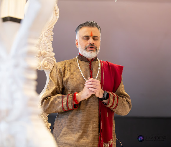 Hindu Wedding Priest - Hemang Bhatt - Event Planner