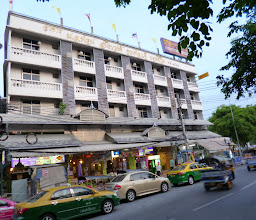 Sawasdee Banglumpoo Inn photo