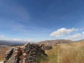 Restos Arqueológicos de Huancas II - Cerro Huancas