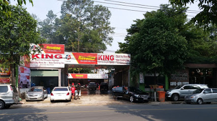 Cơ sở dịch vụ rửa xe . Bảo dưỡng xe ô tô KING