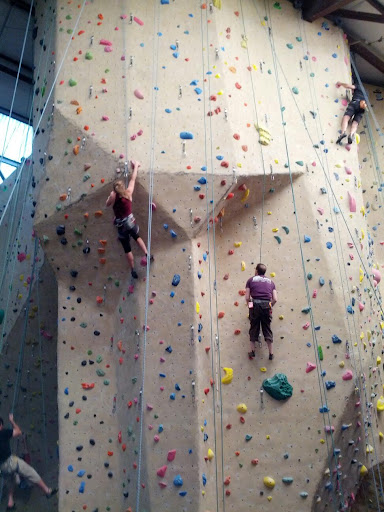 Rock Climbing Gym «Planet Granite», reviews and photos, 100 El Camino Real, Belmont, CA 94002, USA