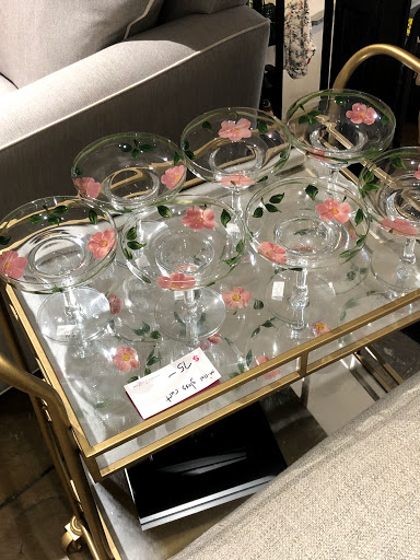 Thrift Store «City Opera Thrift Shop», reviews and photos