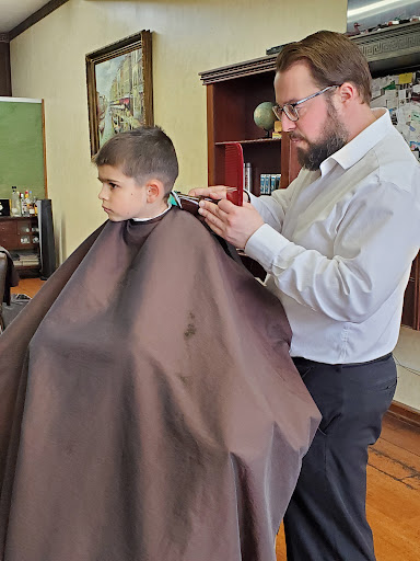 Barber Shop «Bristle and Blade Barber Shop», reviews and photos, 1158 New Britain Ave, West Hartford, CT 06110, USA