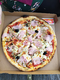 Pizza du Pizzeria Royal Pizza la bouilladisse - n°19