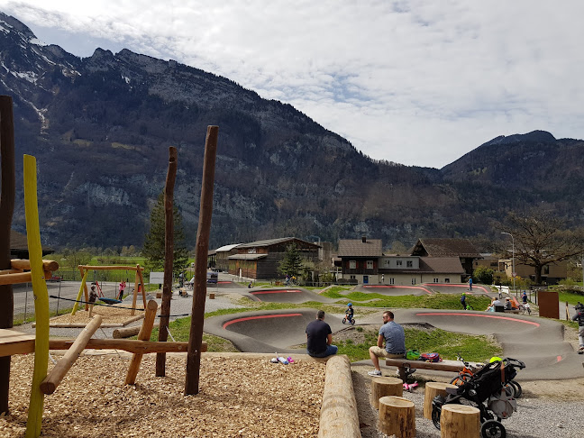 Rezensionen über WYDELI Spielplatz in Glarus Nord - Krankenhaus