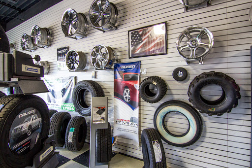 Tire Shop «Leslie Tire», reviews and photos, 144 Northbound Gratiot Ave, Mt Clemens, MI 48043, USA