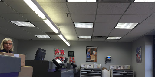 Shipping and Mailing Service «FedEx Ship Center», reviews and photos, 5375 S 3rd St, Milwaukee, WI 53207, USA