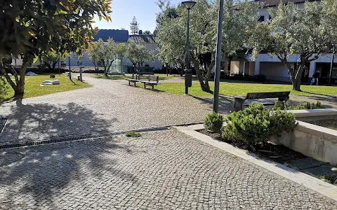 Jardim Professor António de Sousa Franco image
