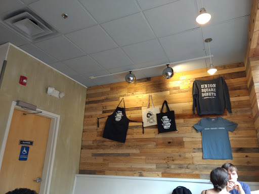 Donut Shop «Union Square Donuts», reviews and photos, 20 Bow St, Somerville, MA 02143, USA