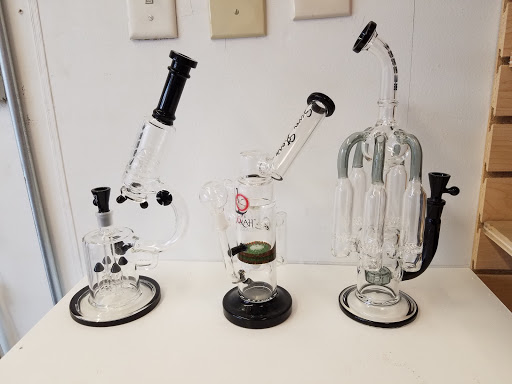 Vaporizer Store «Blue Hill Smoke Shop», reviews and photos, 163 Blue Hill Avenue, Roxbury, MA 02119, USA