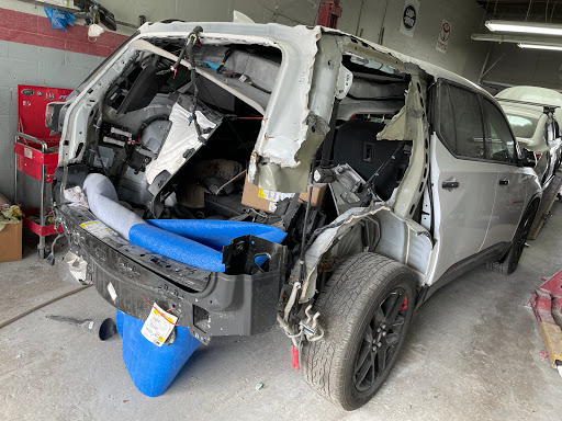 Auto Body Shop «Commerce Lane Body Shop Inc», reviews and photos, 5884 Commerce Ln, South Miami, FL 33143, USA