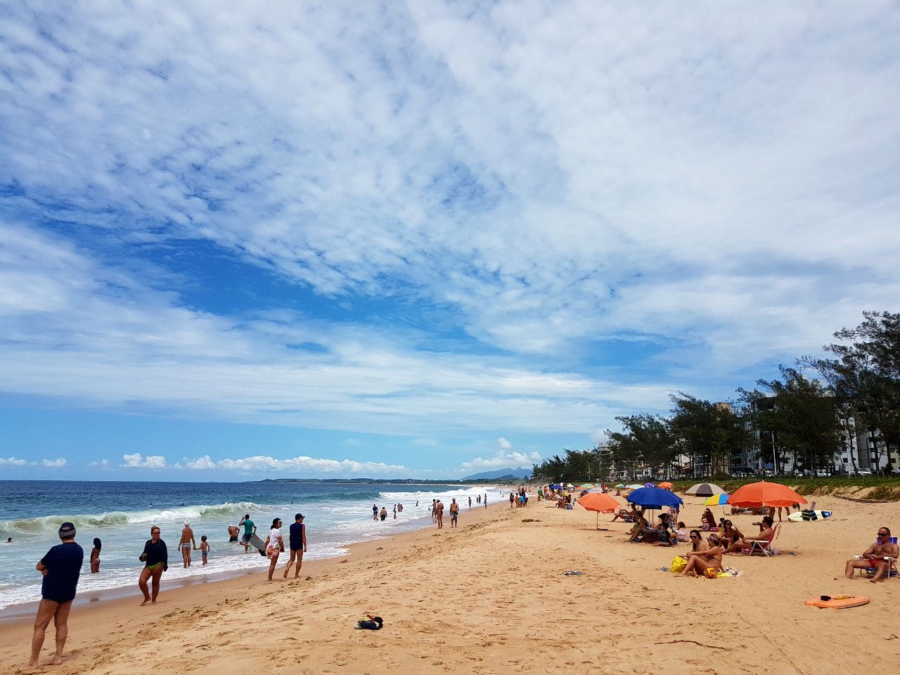 Foto di Praia do Pecado con una superficie del sabbia beige