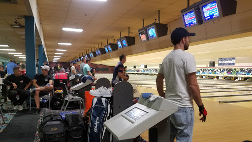 Bowling Alley «Oak Lanes», reviews and photos, 8450 N Middlebelt Rd, Westland, MI 48185, USA