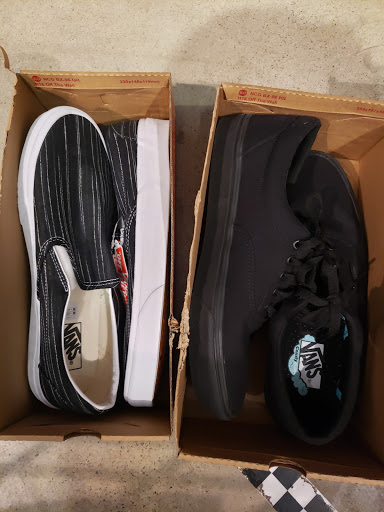 Shoe Store «Vans», reviews and photos, 485 N Tustin St, Orange, CA 92867, USA