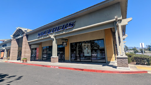 SKECHERS Factory Outlet