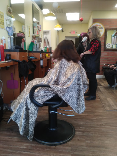 Hair Salon «Lemon Tree, Your Family Hair Salon», reviews and photos, 411 Furrows Rd #3, Holbrook, NY 11741, USA