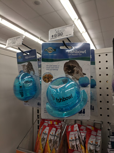 Pet Supply Store «Pet Food Express», reviews and photos, 383 S McDowell Blvd, Petaluma, CA 94954, USA