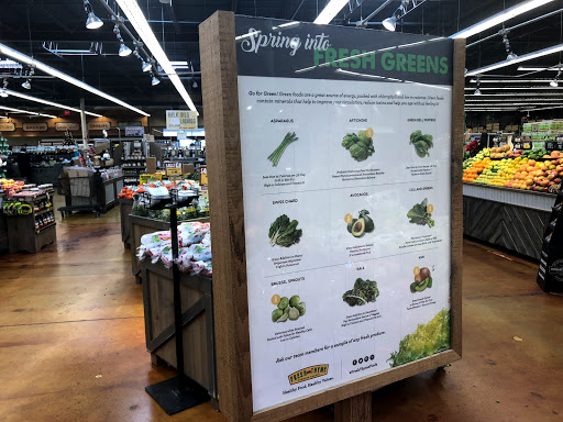 Grocery Store «Fresh Thyme Farmers Market- Newport», reviews and photos, 82 Carothers Rd, Newport, KY 41071, USA