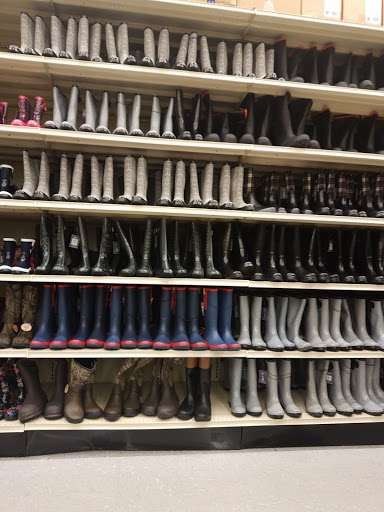 Sporting Goods Store «Academy Sports + Outdoors», reviews and photos, 1101 W Arbrook Blvd, Arlington, TX 76015, USA